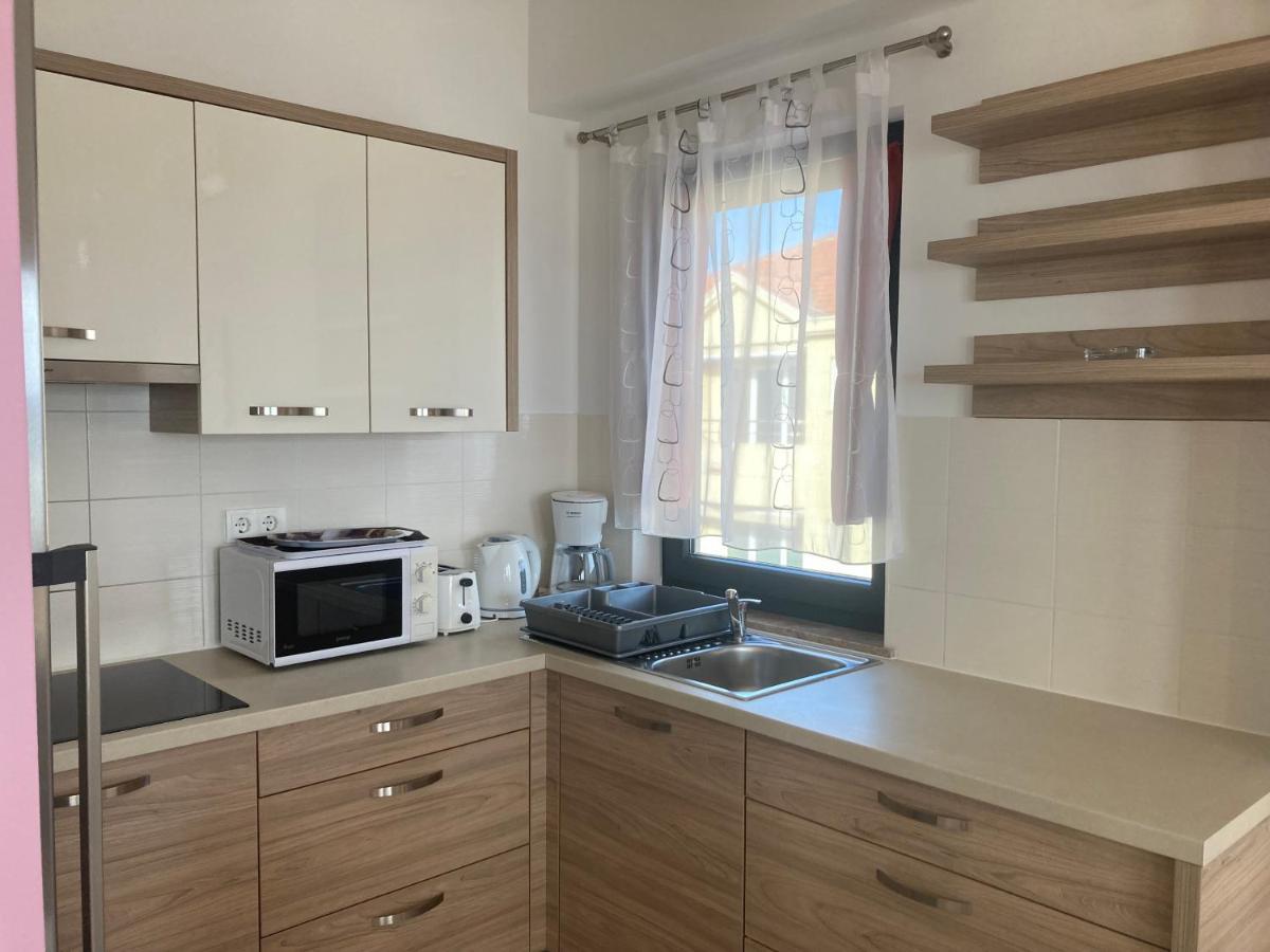 Apartment Elena *